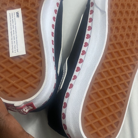 Vans size 4 sneakers. - Picture 4 of 5